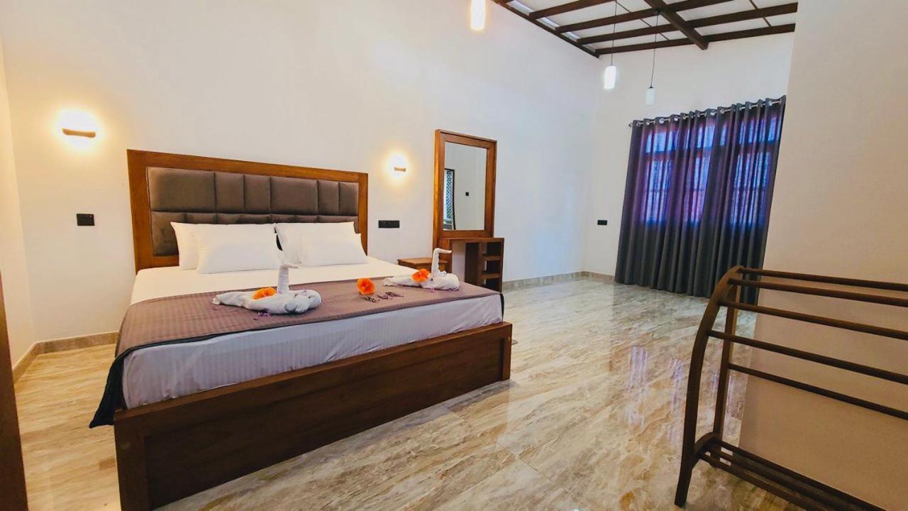 Weligama Bay House Hotel Ngoại thất bức ảnh
